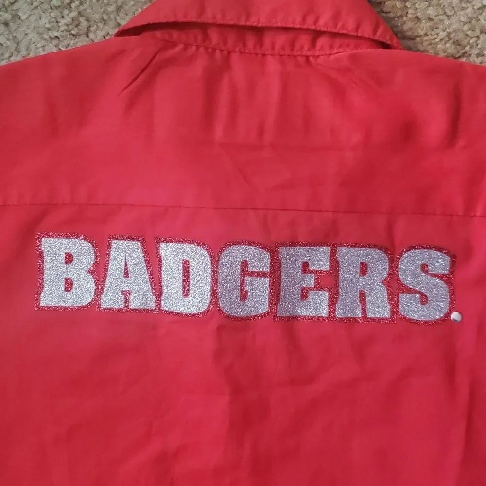 NWT Sport Ragz Wisconsin Badgers Boys Red Bucky Button-Down Shirt Sz S